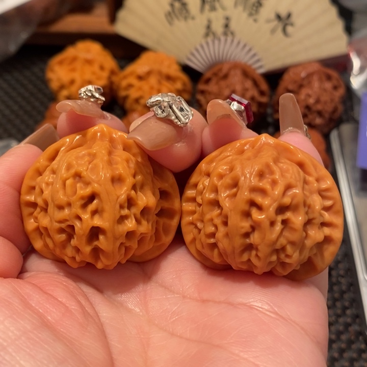 文玩核桃吊坠38宫灯677