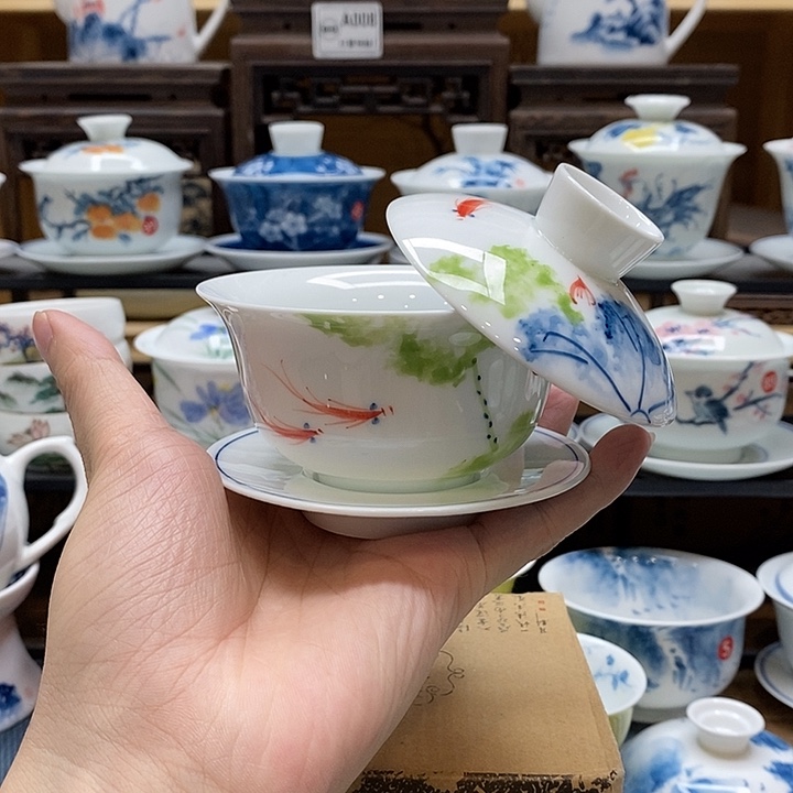 手绘五彩荷花150cc三才盖碗釉下彩微瑕福利款