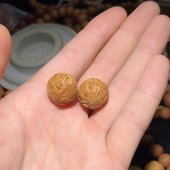 吊坠猴头核桃悟空牛魔王镶嵌全品无瑕