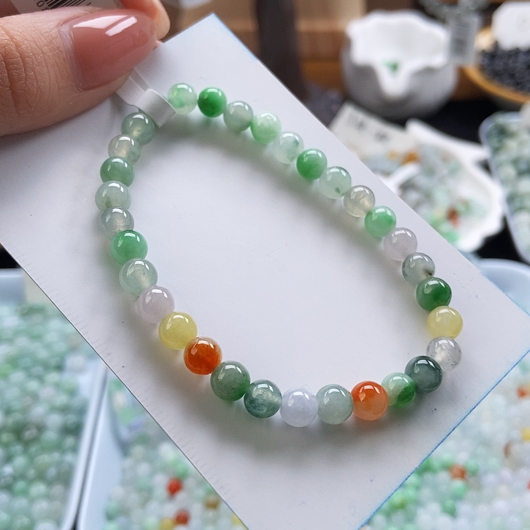 未镶嵌手串翡翠雪*?天然翡翠A货