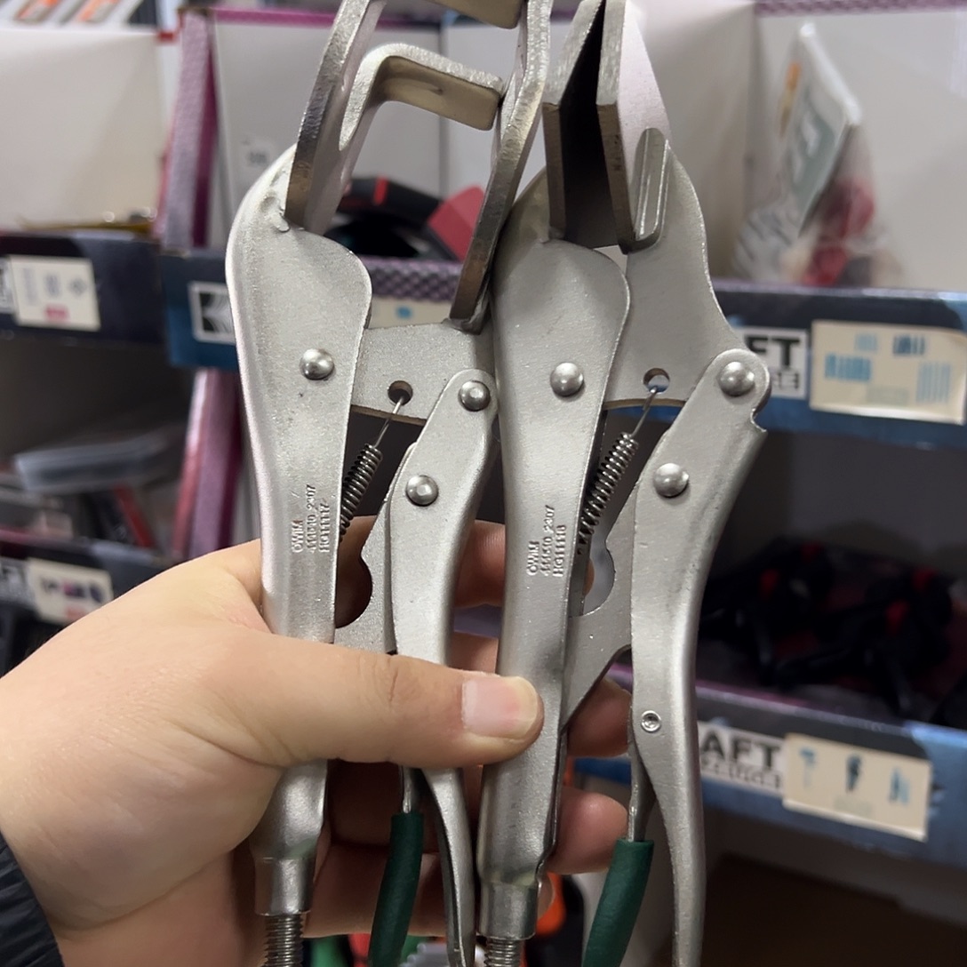 D号平口➕U型各一把