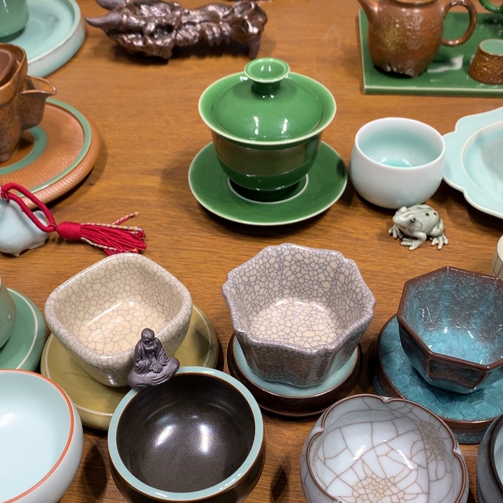 ****岗龙泉青瓷手工制作