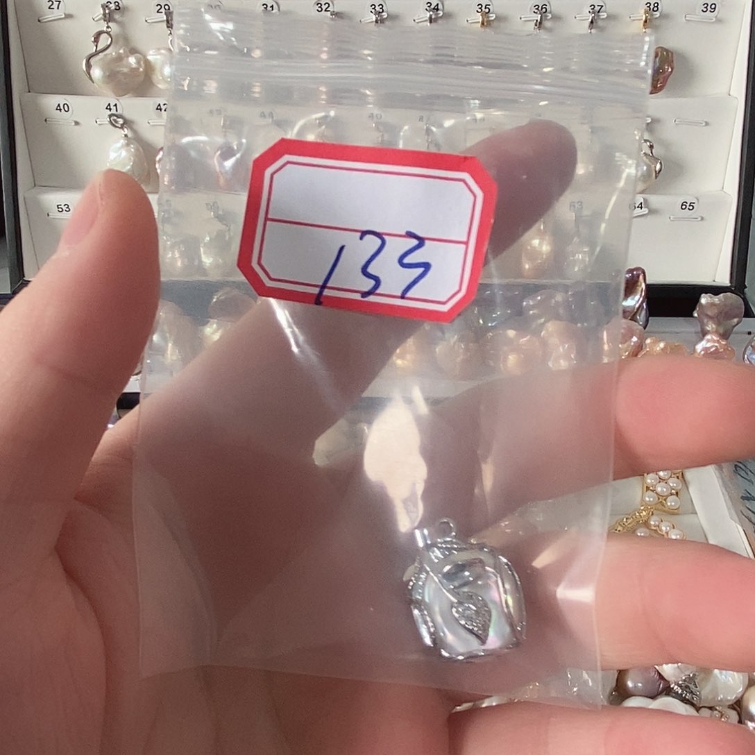 淡水珍珠吊坠银S925镶嵌