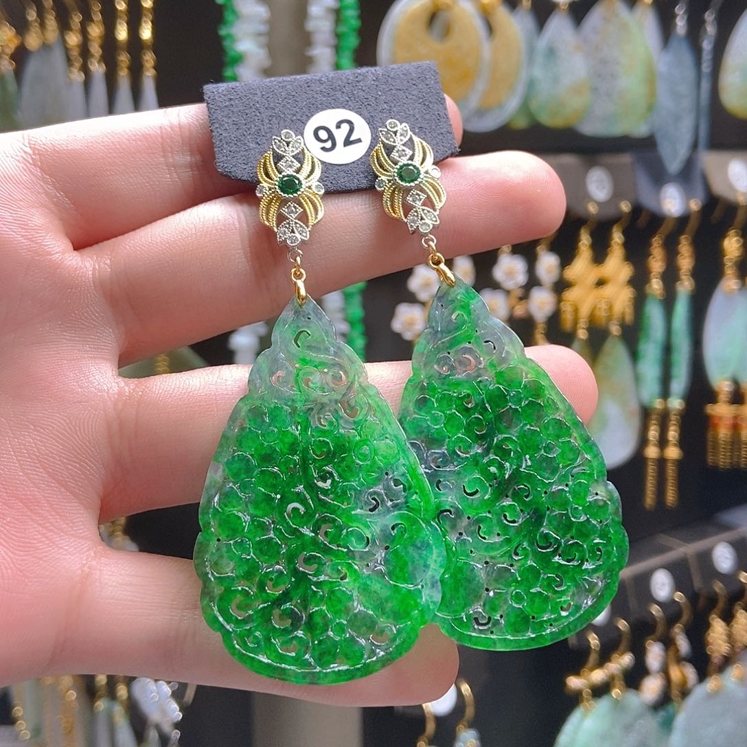 翡翠未镶嵌耳饰翡翠