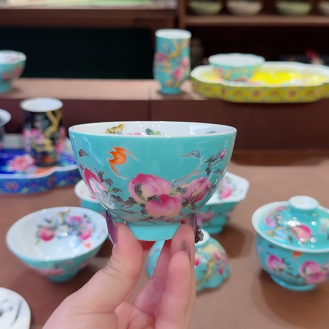 珐琅彩主人杯茶具
