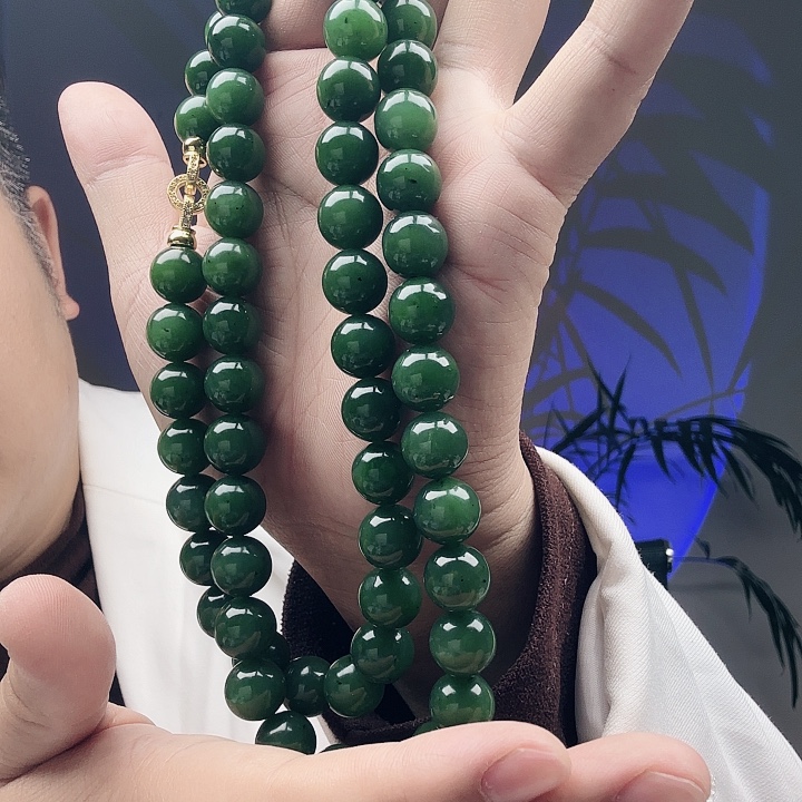 太***雨和田玉（碧玉）未镶嵌颈饰项链