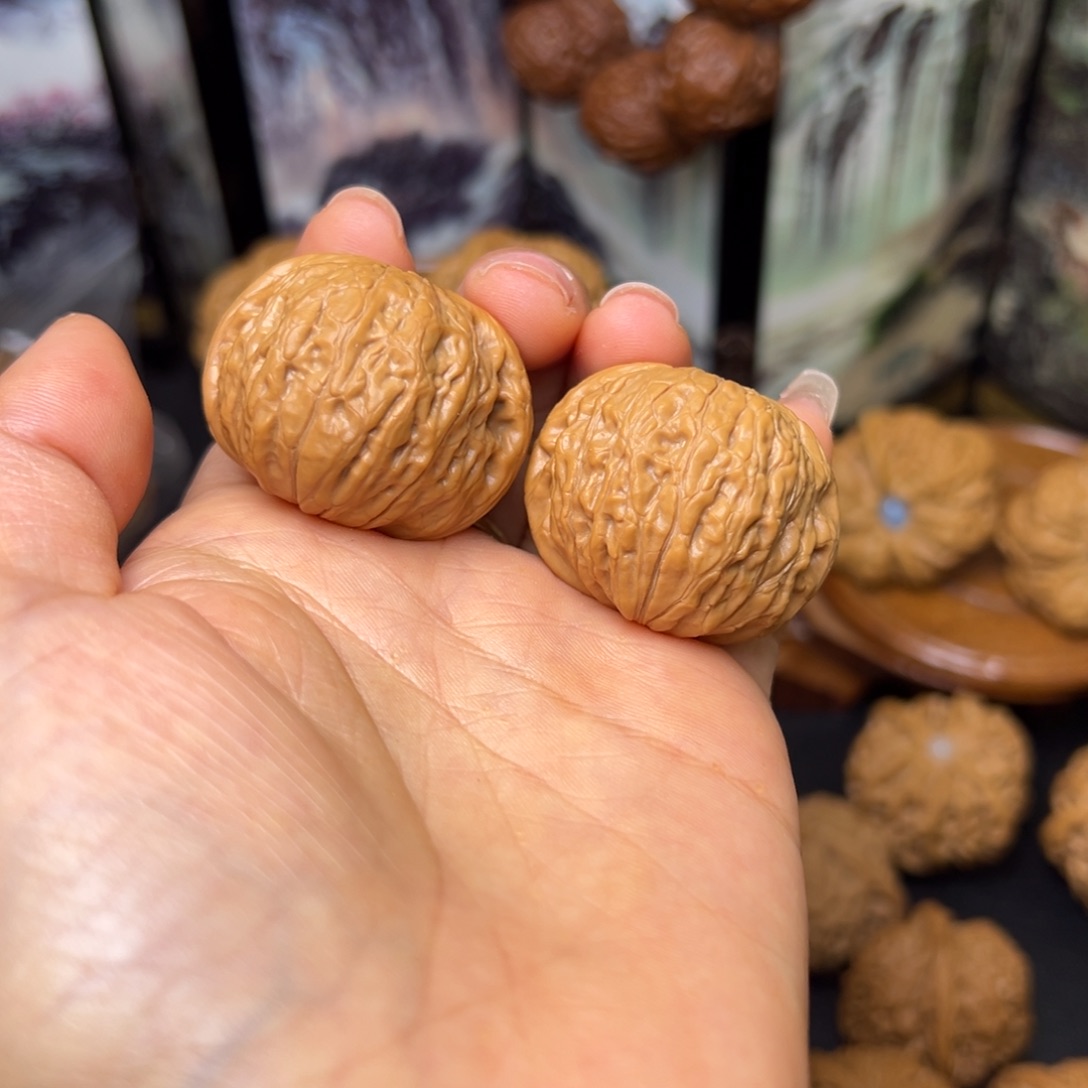 文玩核桃吊坠35尺铁锤妹妹