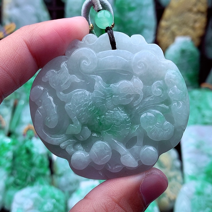 翡翠吊坠(不含链)未镶嵌