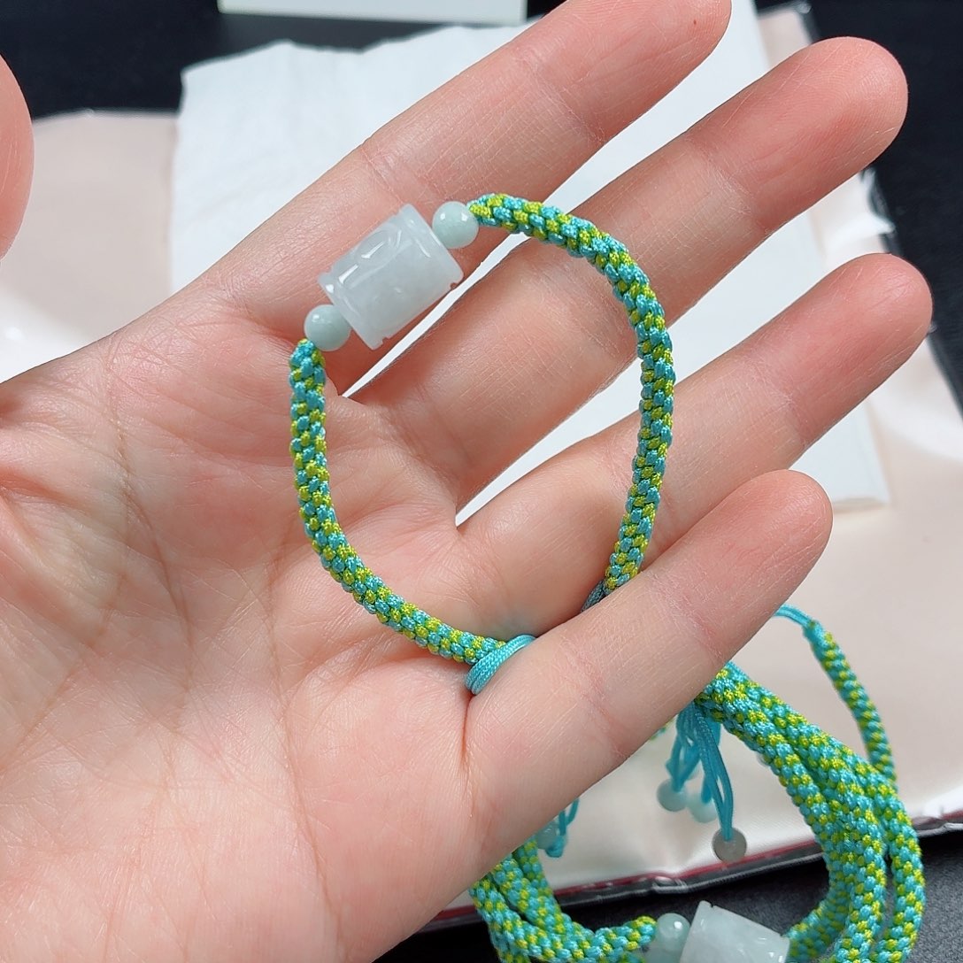 文***李翡翠未镶嵌手镯手串