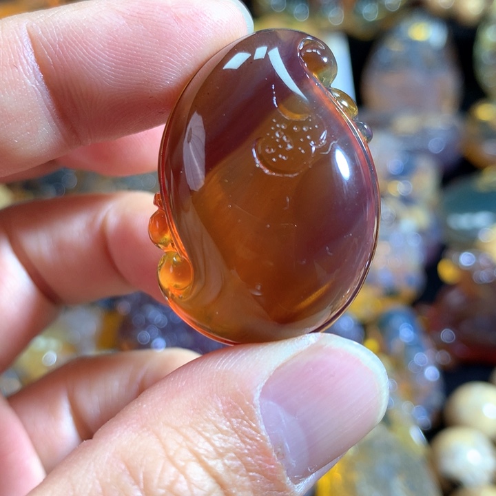 琥珀颈饰未镶嵌吊坠