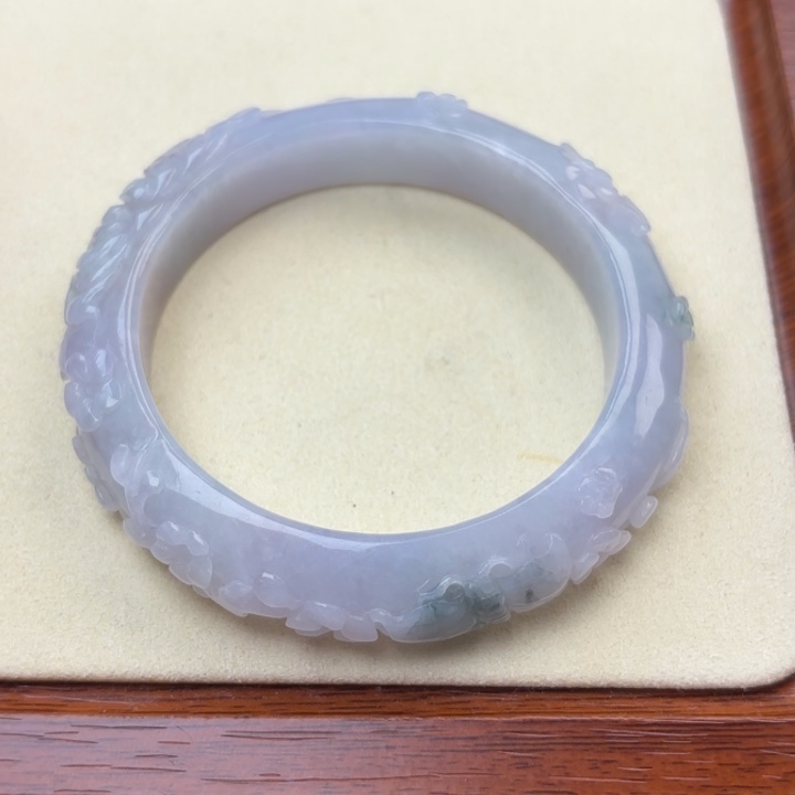 翡翠未镶嵌手镯56.3圈243