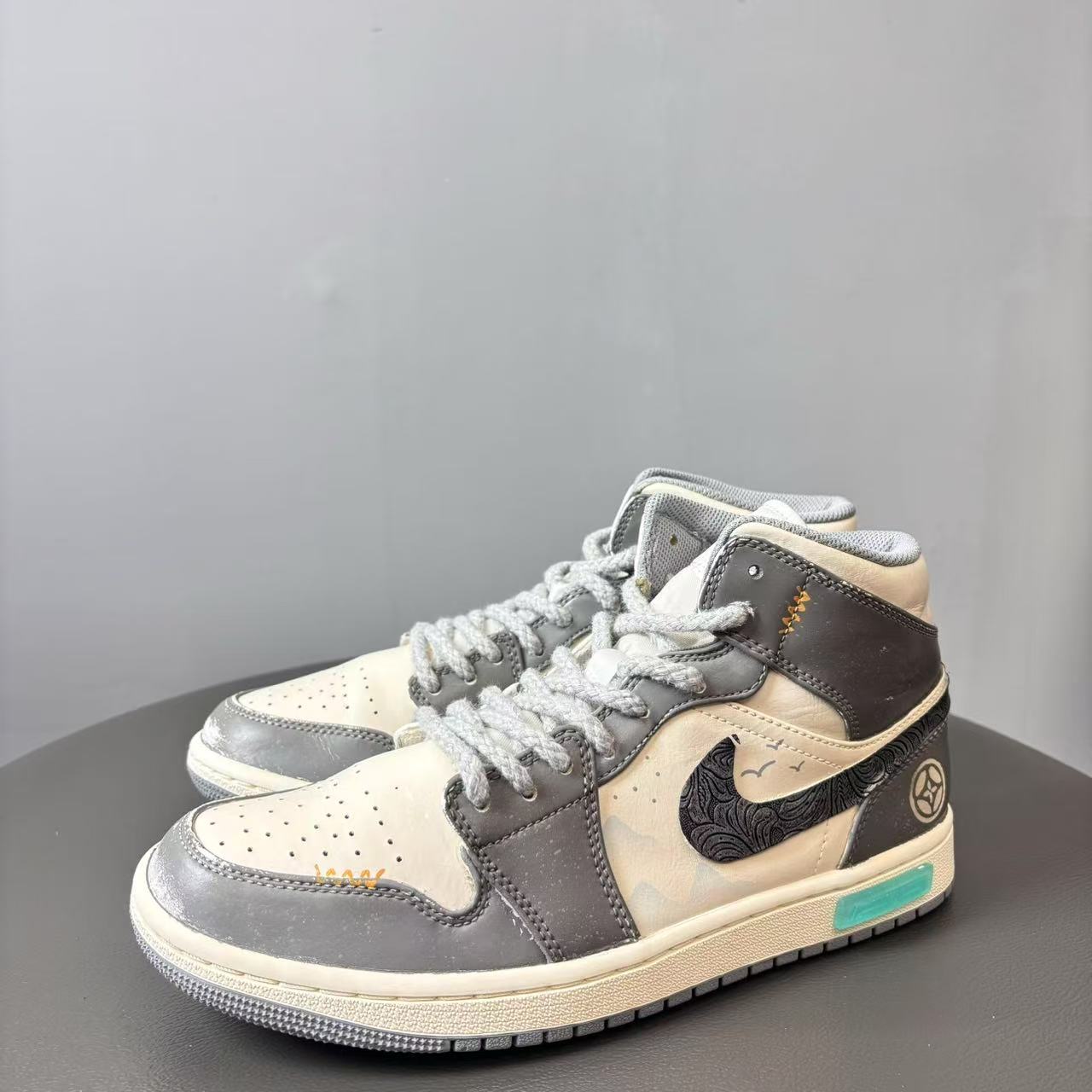 90新 maje 42码 AJ1定制款熊猫恶作剧 cny新年限定球鞋 非原盒