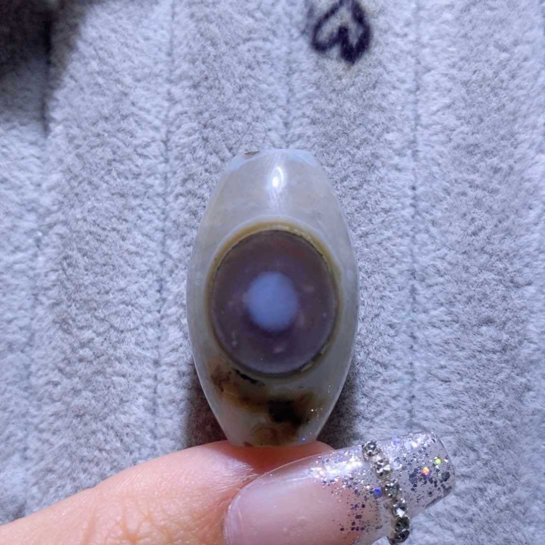 玛瑙/玉髓颈饰未镶嵌山**夫