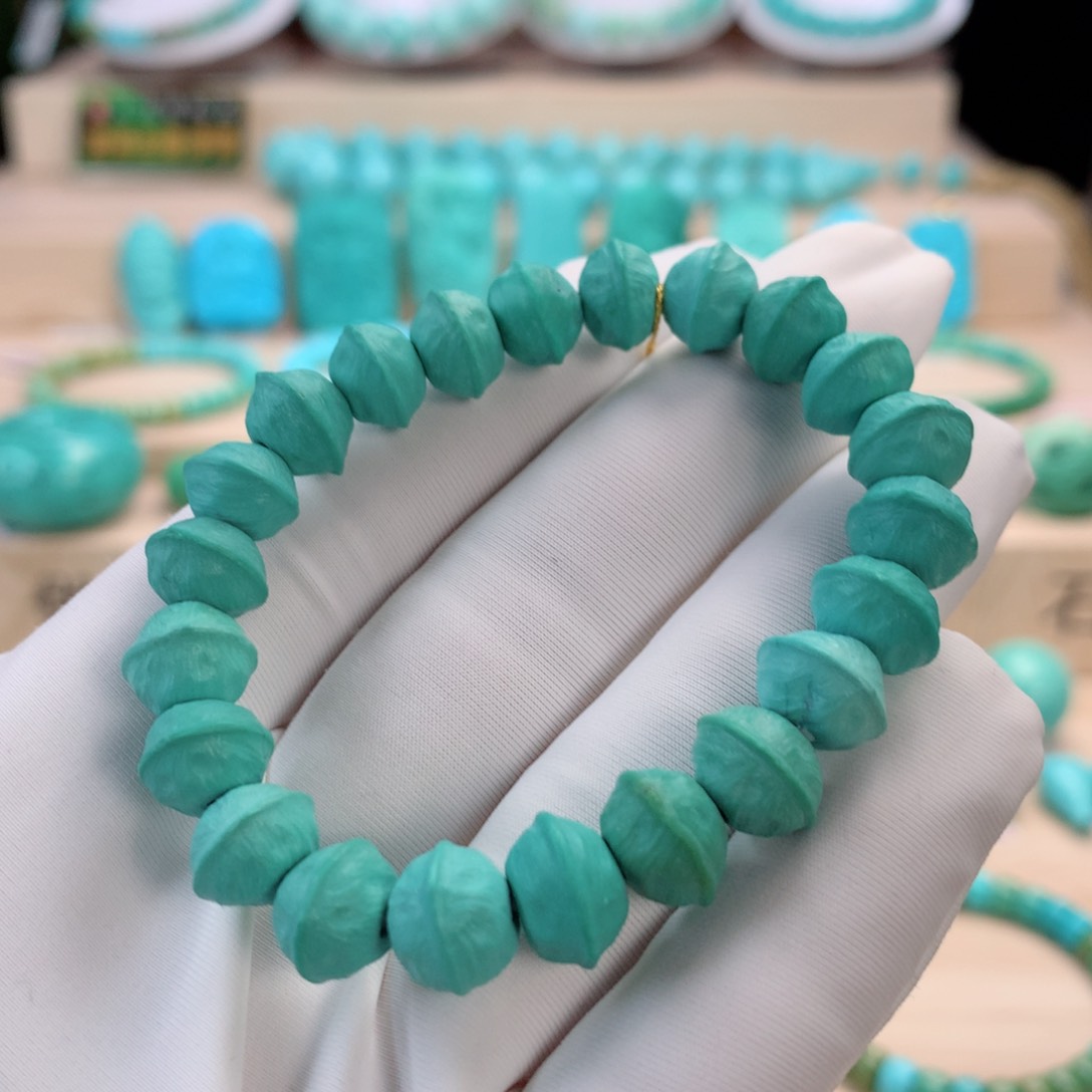 绿松石挂件未镶嵌