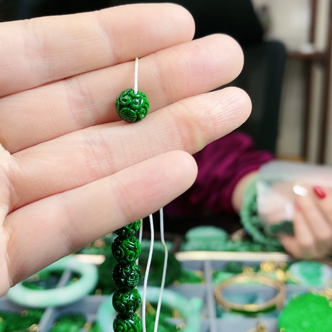 翡翠颈饰未镶嵌清**莲吊坠多样性发货