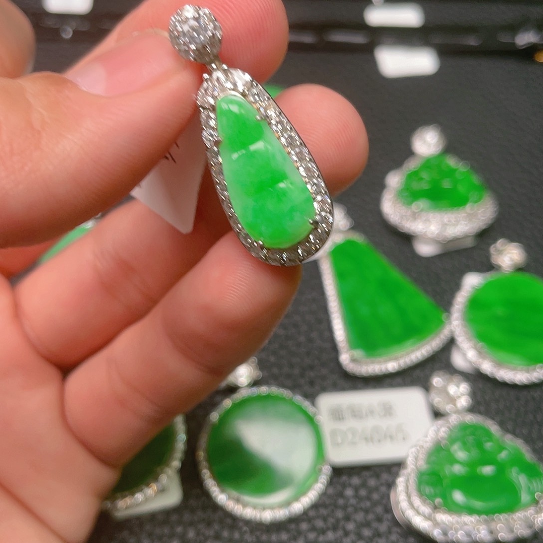 【闪购商品】翡翠吊坠(不含链)银S925镶嵌