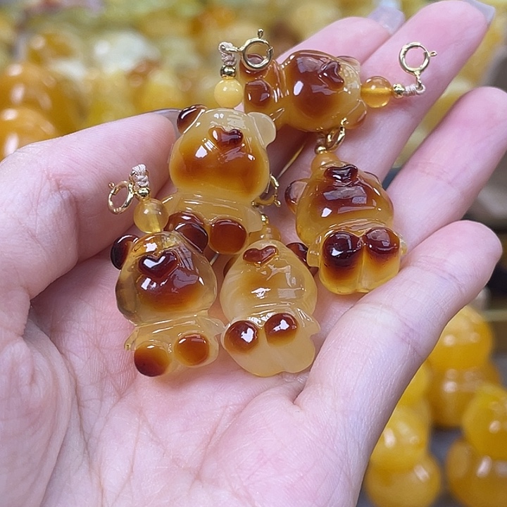 琥珀未镶嵌珠宝奇石琥珀蜜蜡J3多样性发其一