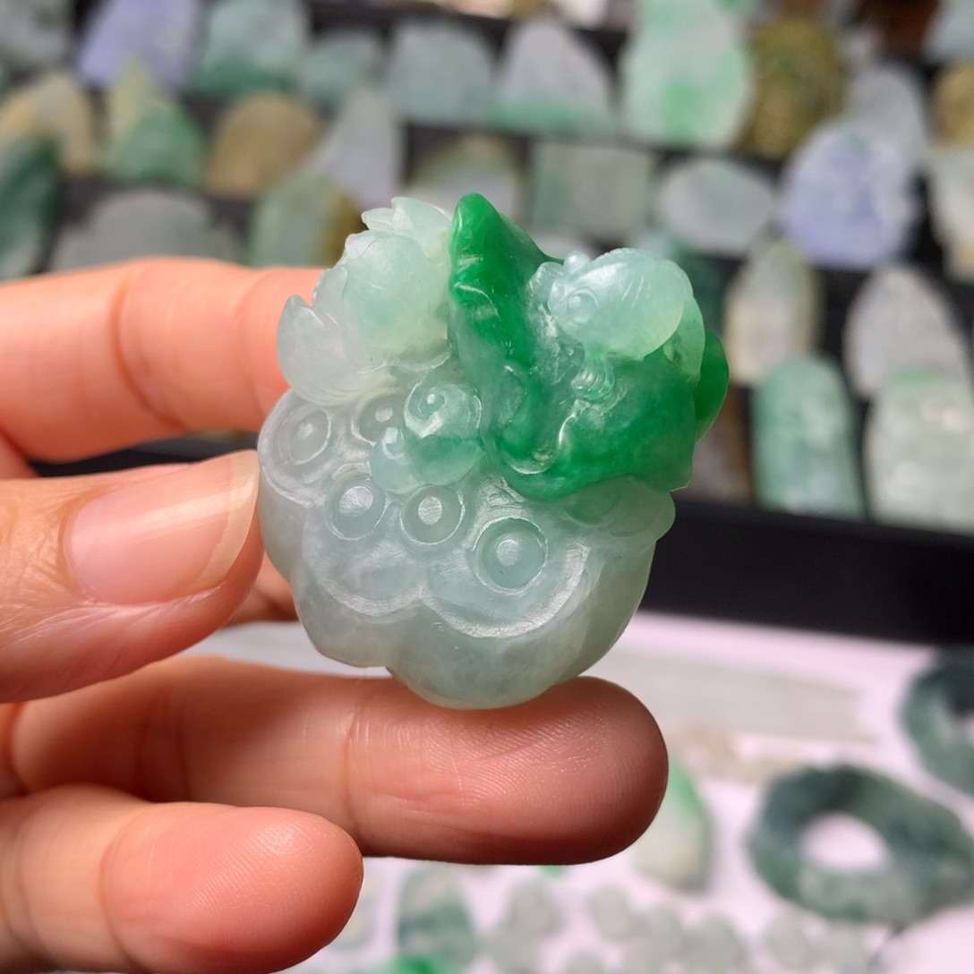 未镶嵌定制翡翠翡翠