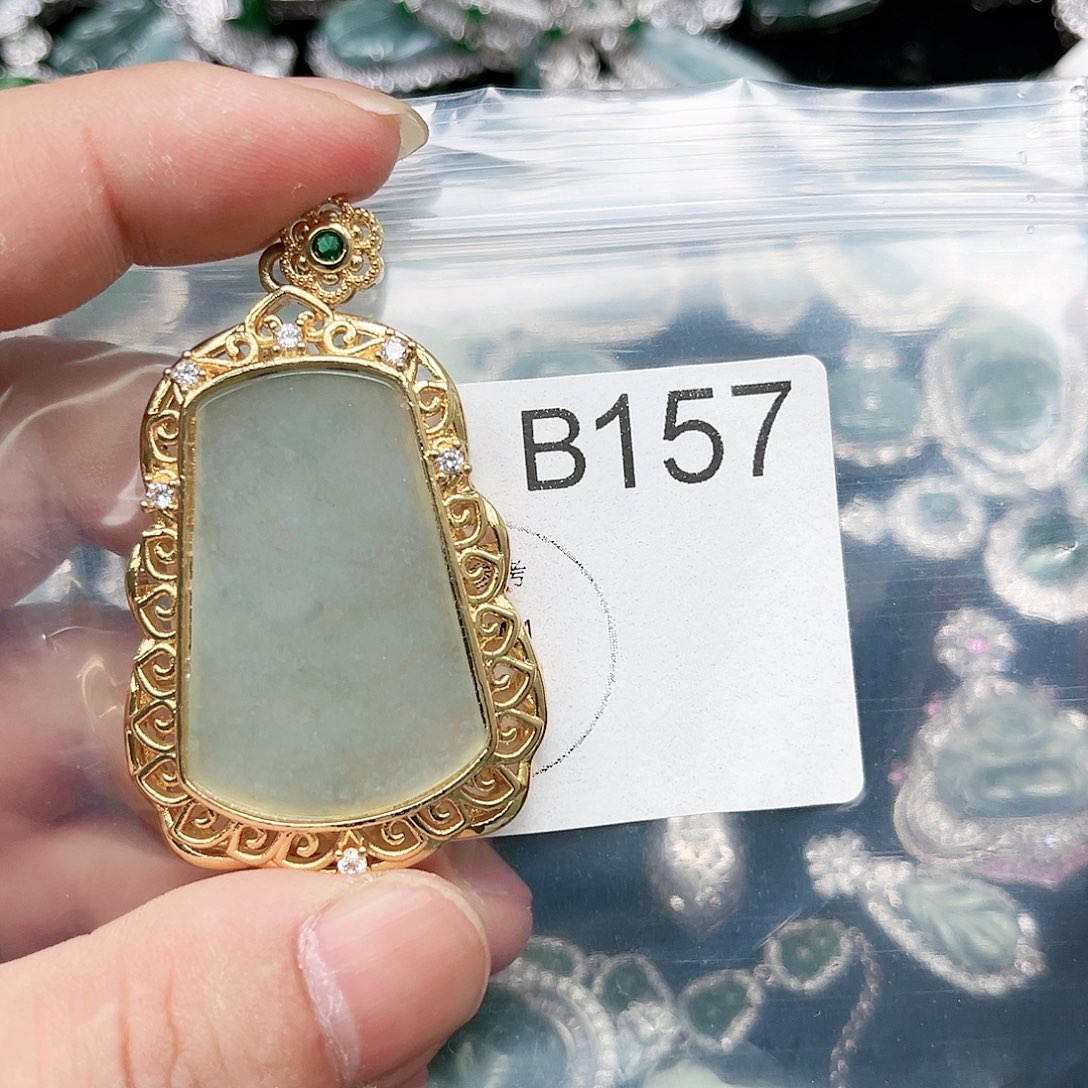 翡翠颈饰未镶嵌翡翠157