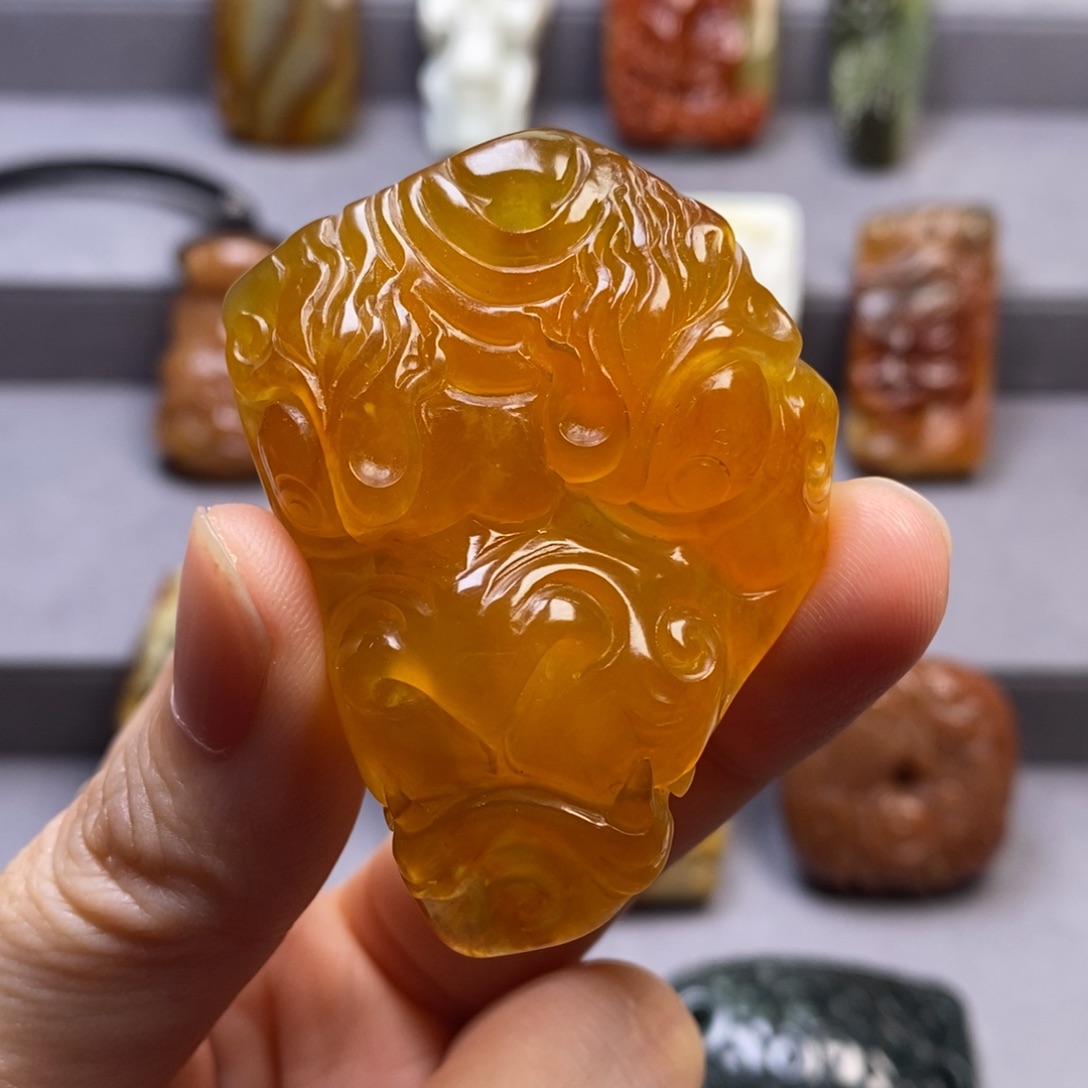 岫玉颈饰未镶嵌挂件