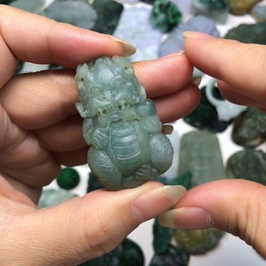 平***乐定制翡翠未镶嵌翡翠