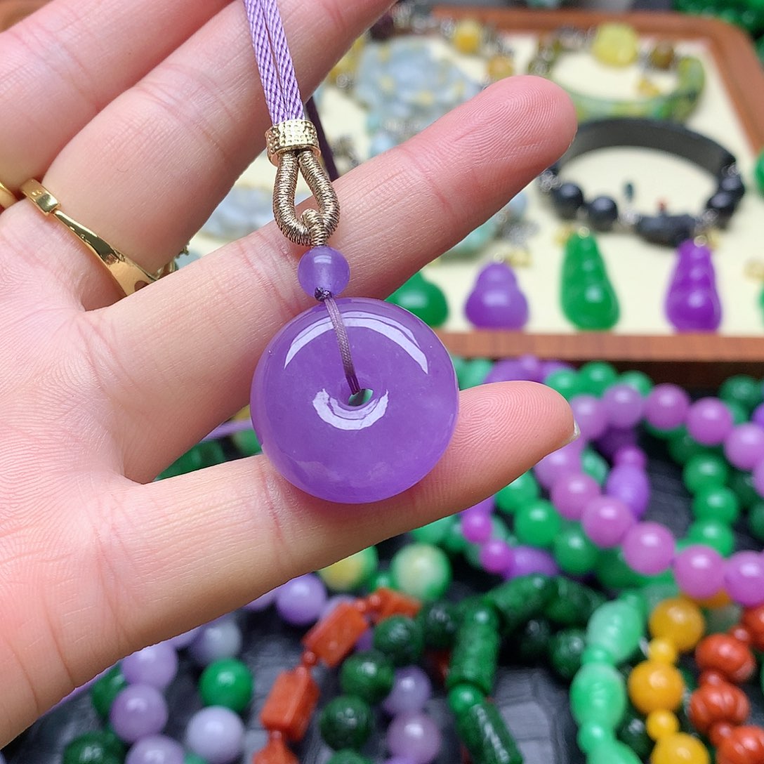 吊坠(赠链)未镶嵌翡翠