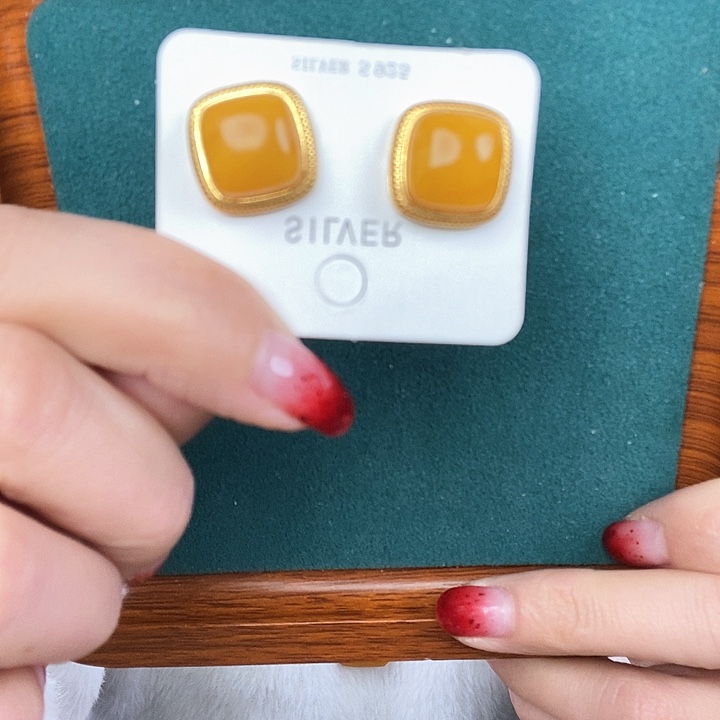 蜜蜡耳饰银S925镶嵌耳钉