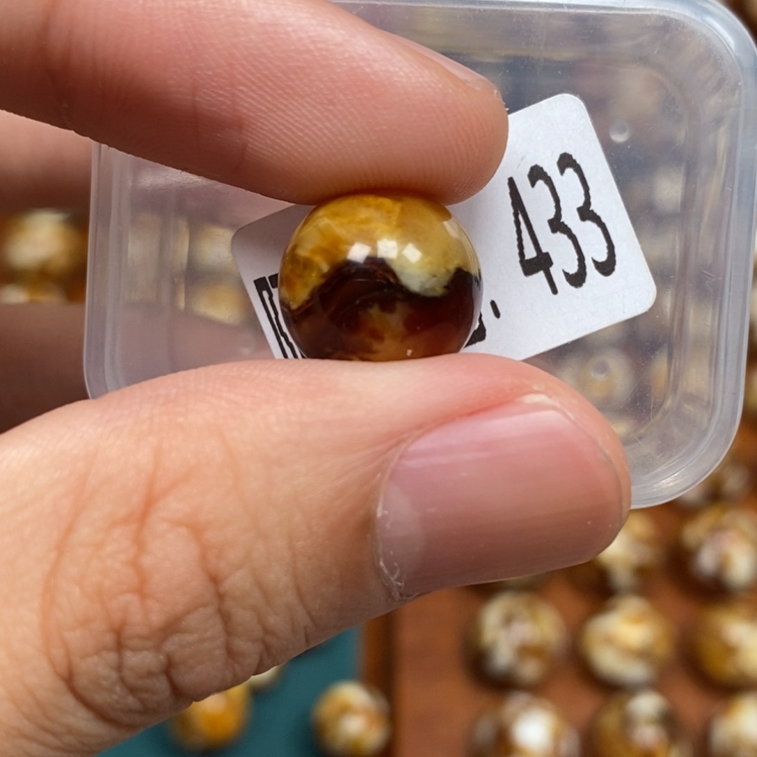 把件猴头核桃沁色圆珠老型433