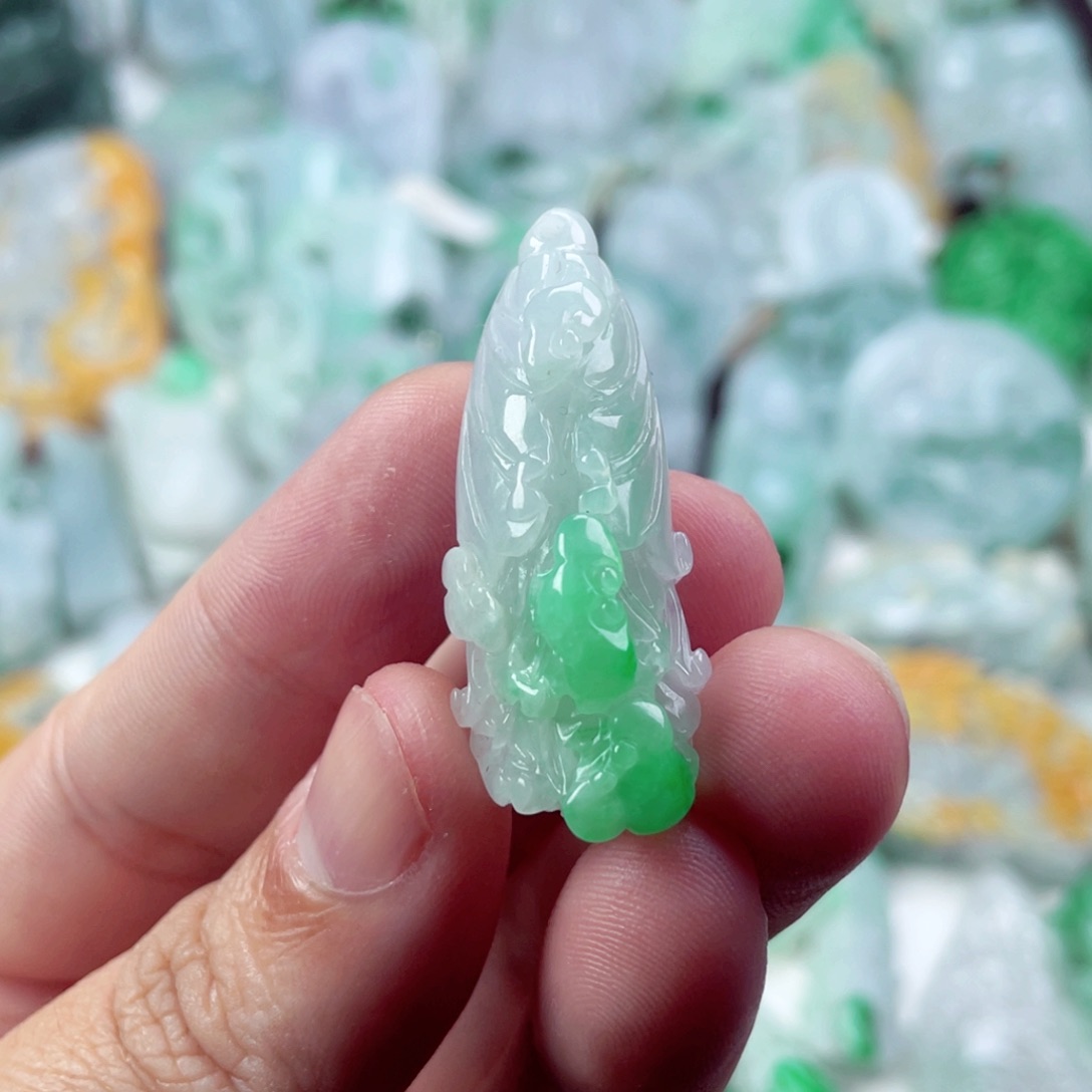 翡翠未镶嵌吊坠(不含链)