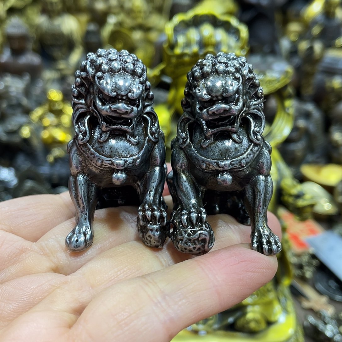 海***猫克家铜艺精品摆件
