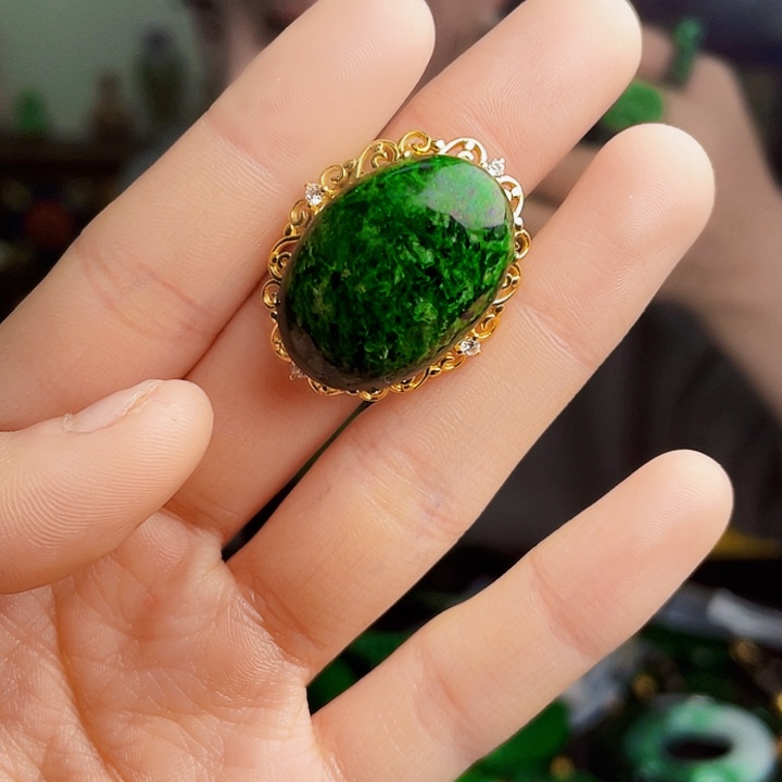 翡翠银S925镶嵌颈饰多样性