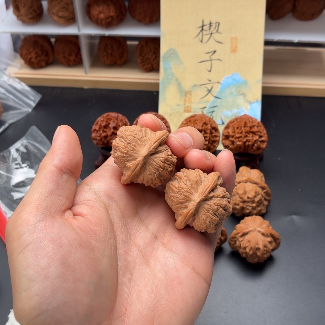 把件文玩核桃平谷血麒麟全品无修36