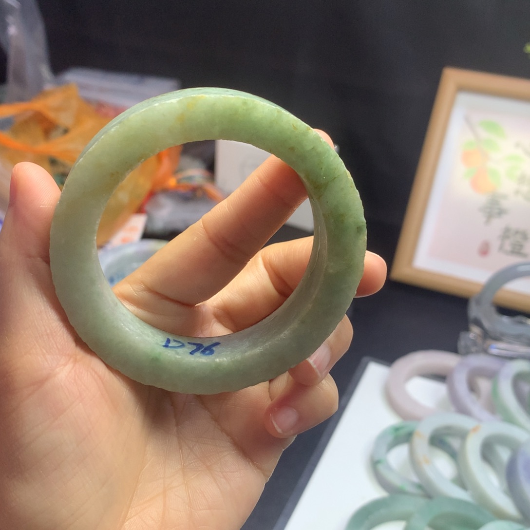 定制翡翠手镯未镶嵌