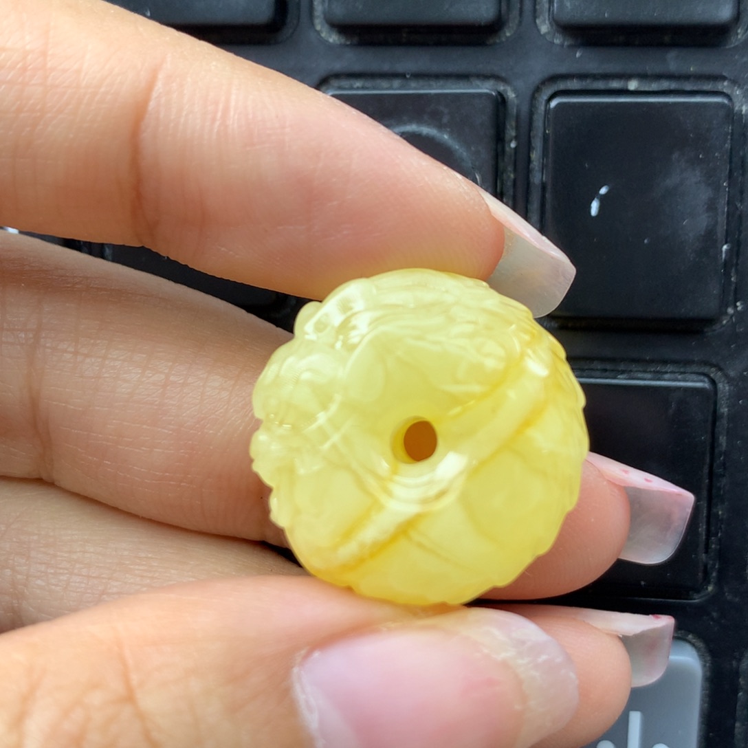 琥珀未镶嵌珠宝奇石20m11m