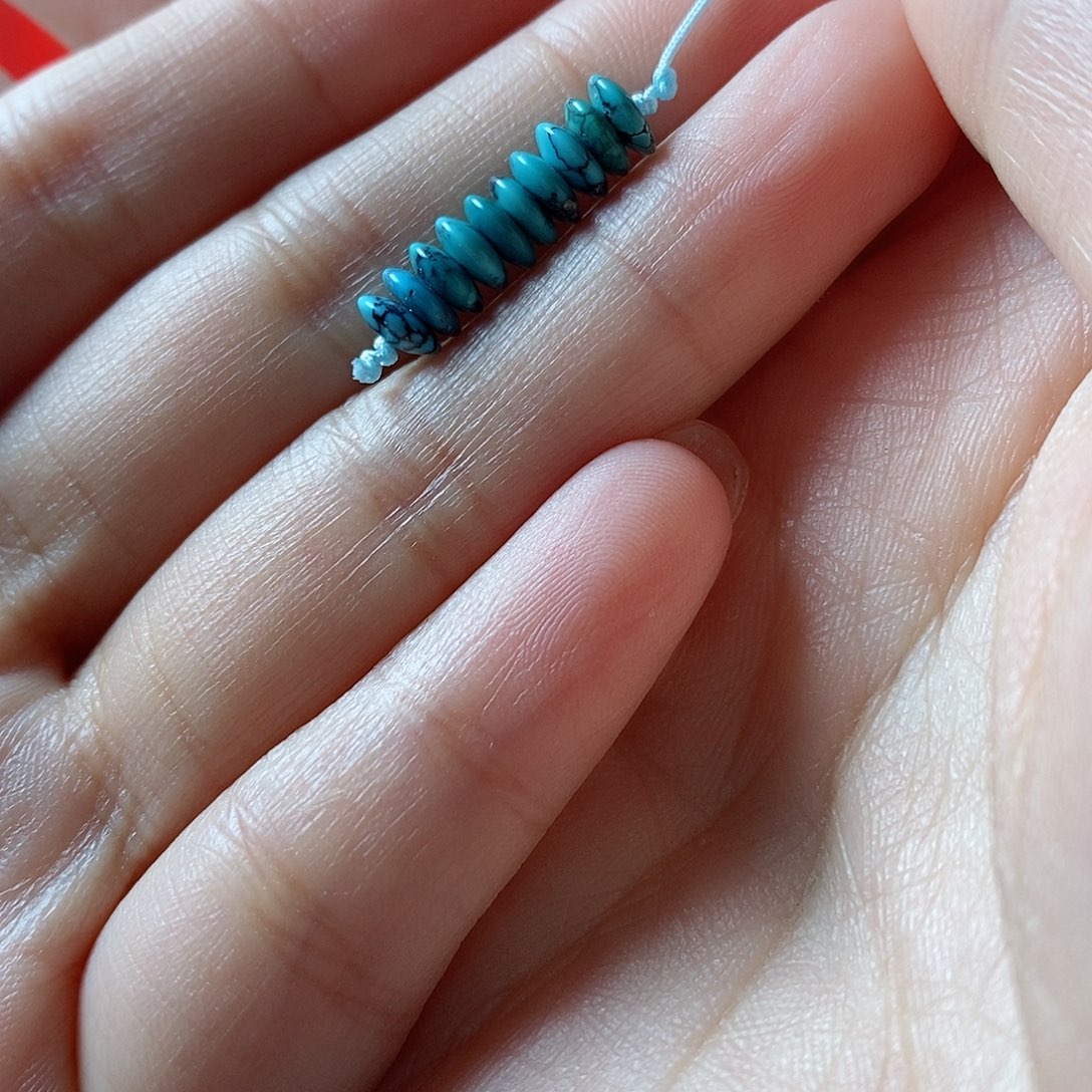 绿松石颈饰未镶嵌