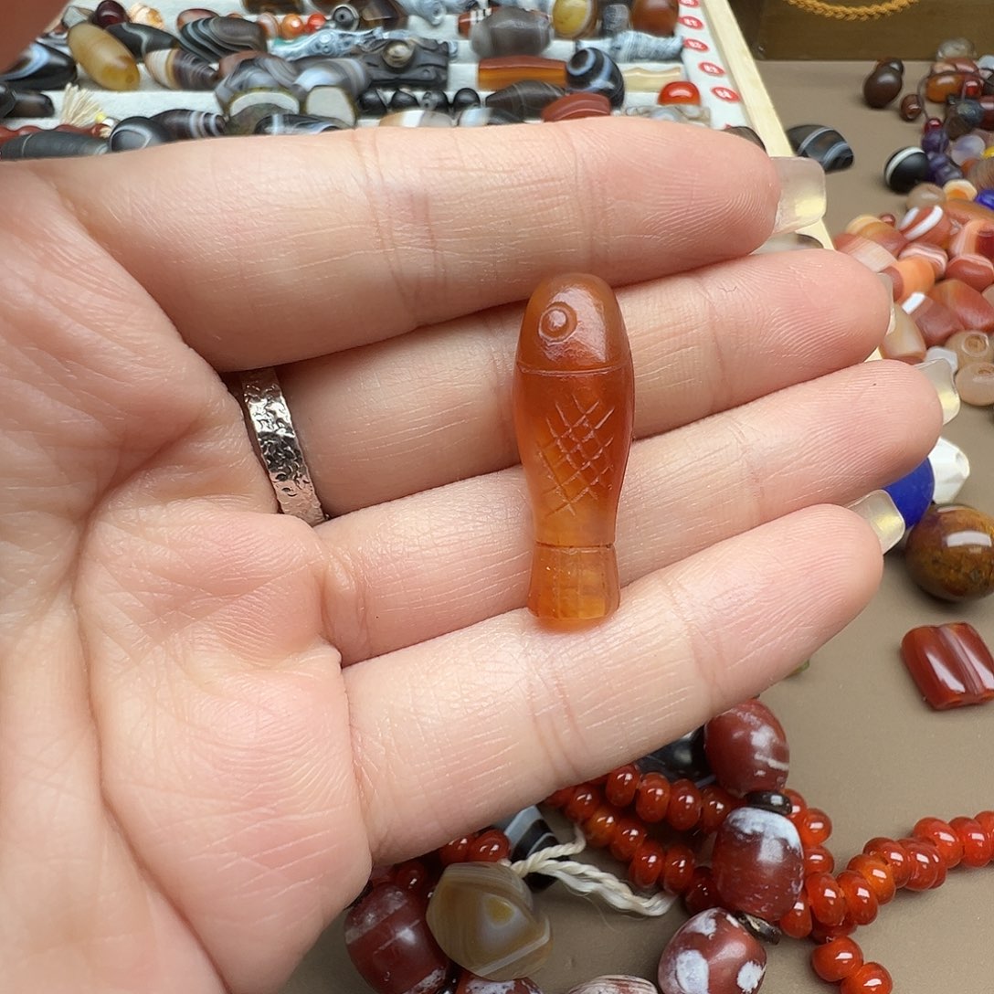李***.合金玛瑙/玉髓珠宝半成品