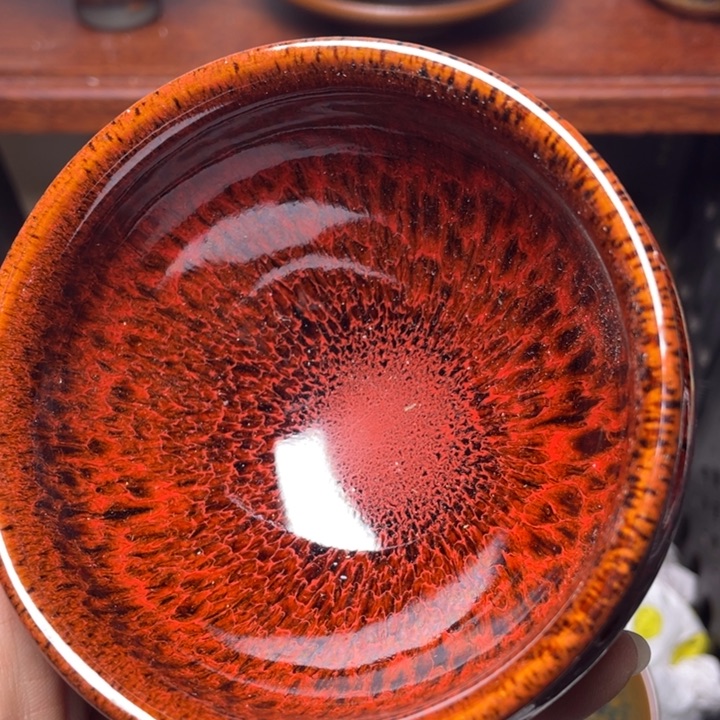 茶盏我也要有钱去旅游