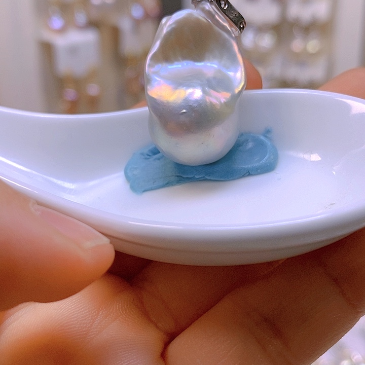 淡水珍珠颈饰合金