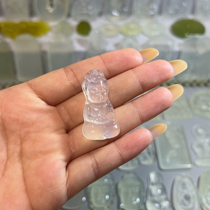 岫玉未镶嵌岫玉白冰挂件宝宝观音