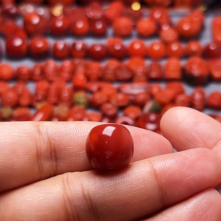 昕***哥南红玛瑙未镶嵌配饰13.8