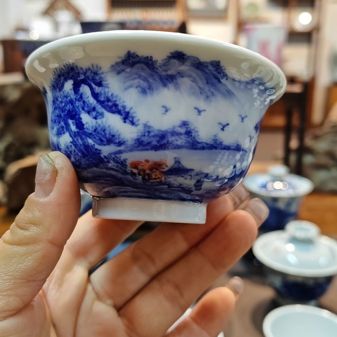 景德镇手工手绘器居瓷业山水压手杯