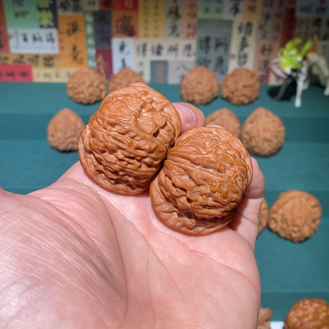 大***硕把件文玩核桃正磨