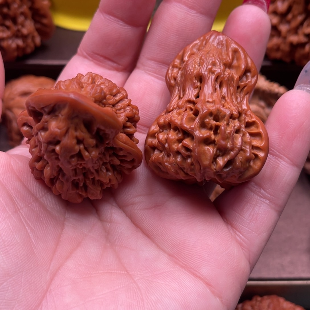 文玩核桃吊坠聚宝盆的设计与制作方法等方面