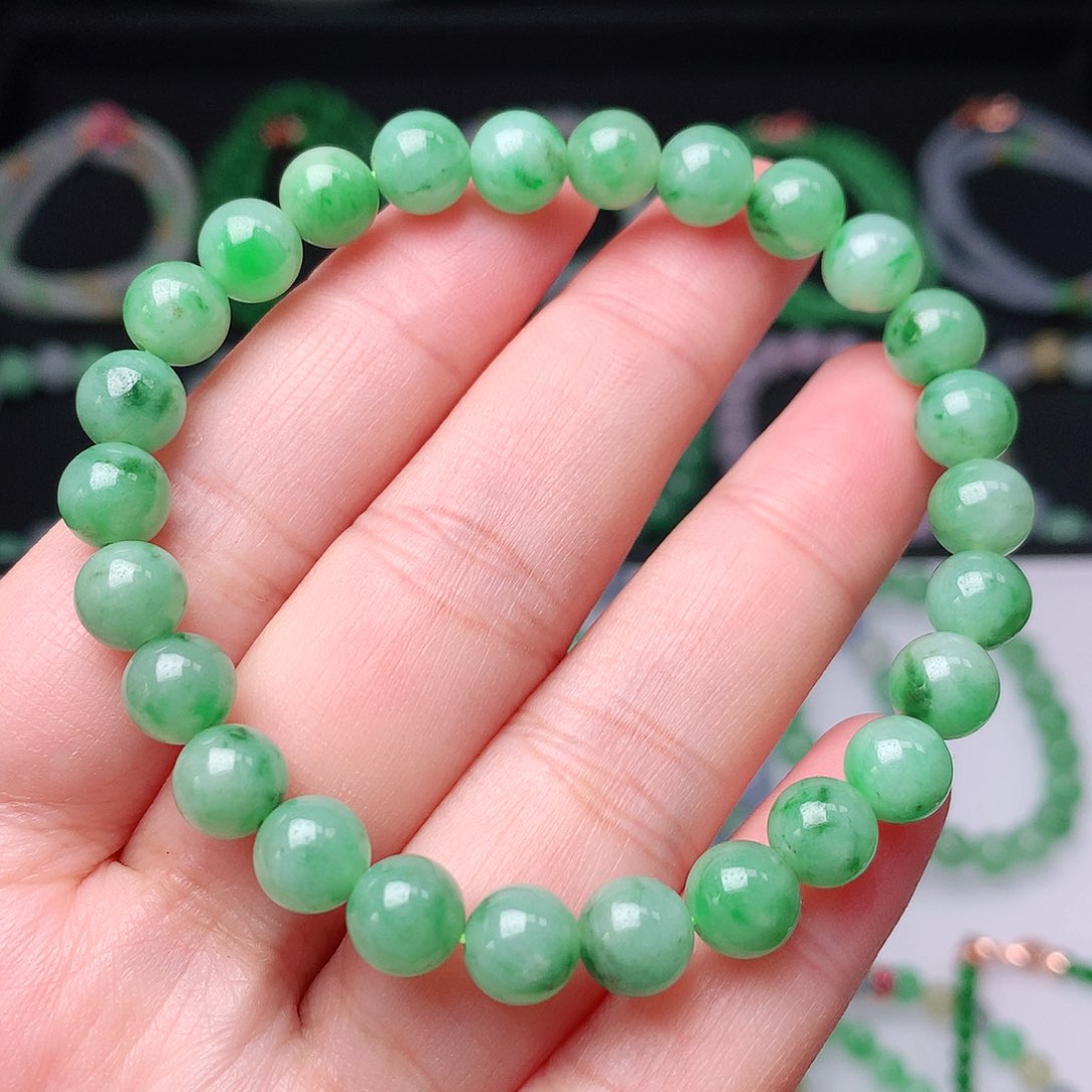 翡翠手链未镶嵌翡翠