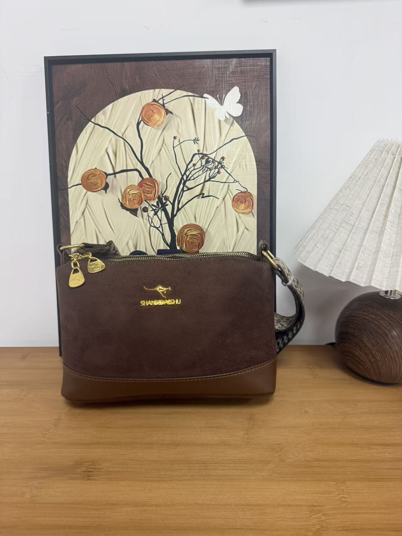 新款单肩斜挎女士包包