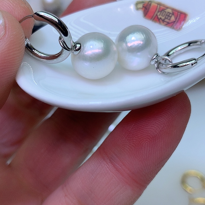 银S925镶嵌耳饰淡水珍珠