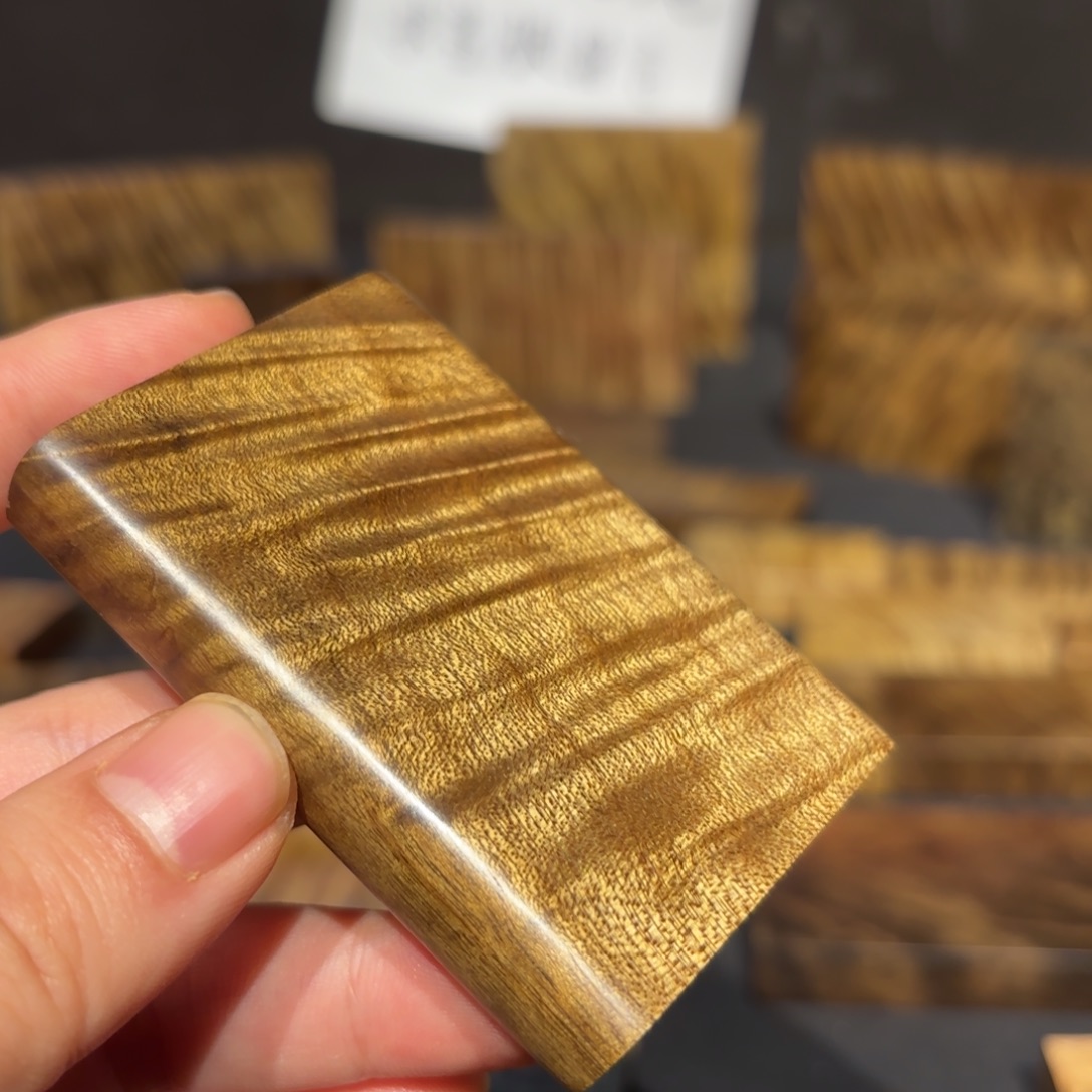 相***金丝楠木无事牌材料