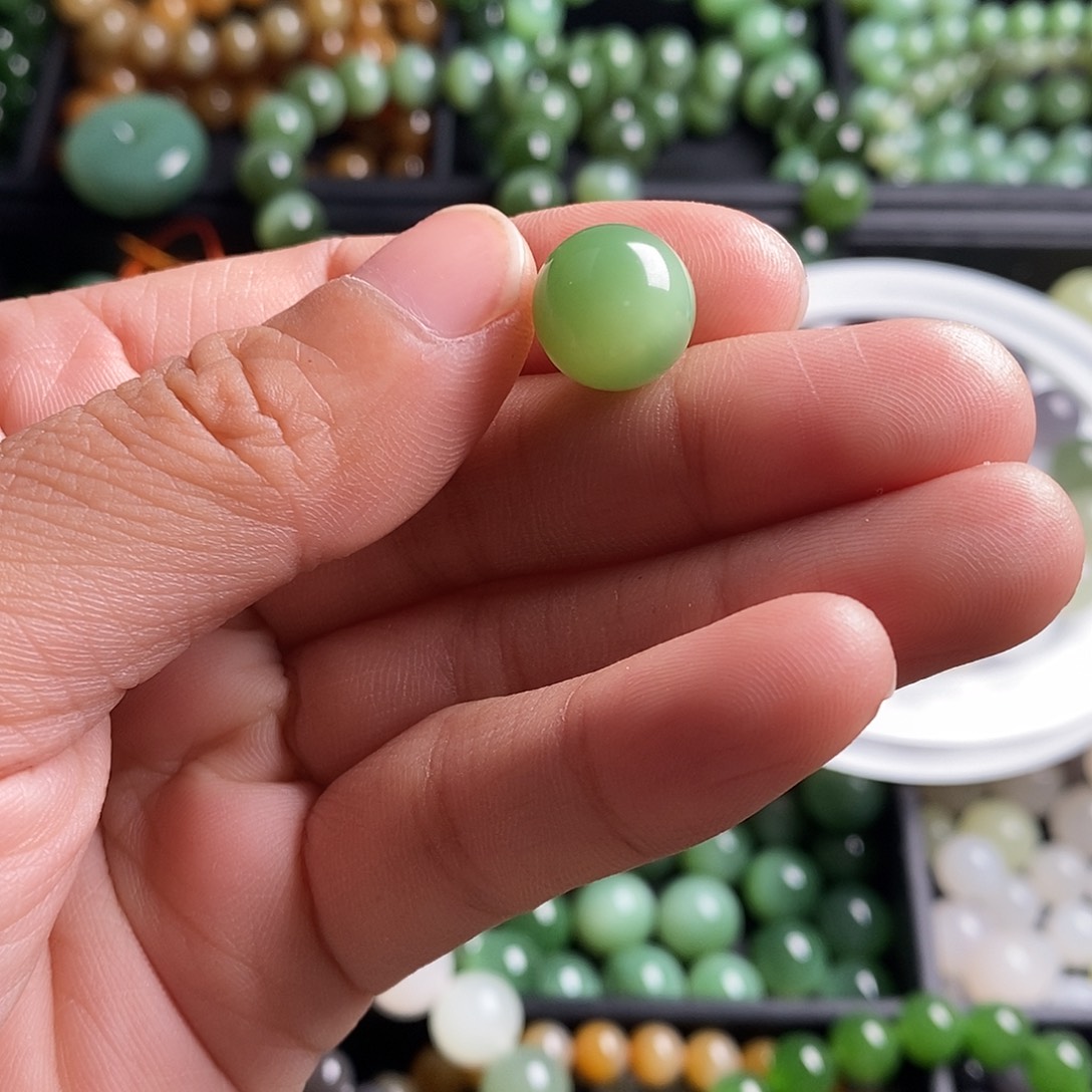 和田玉（碧玉）未镶嵌珠宝半成品