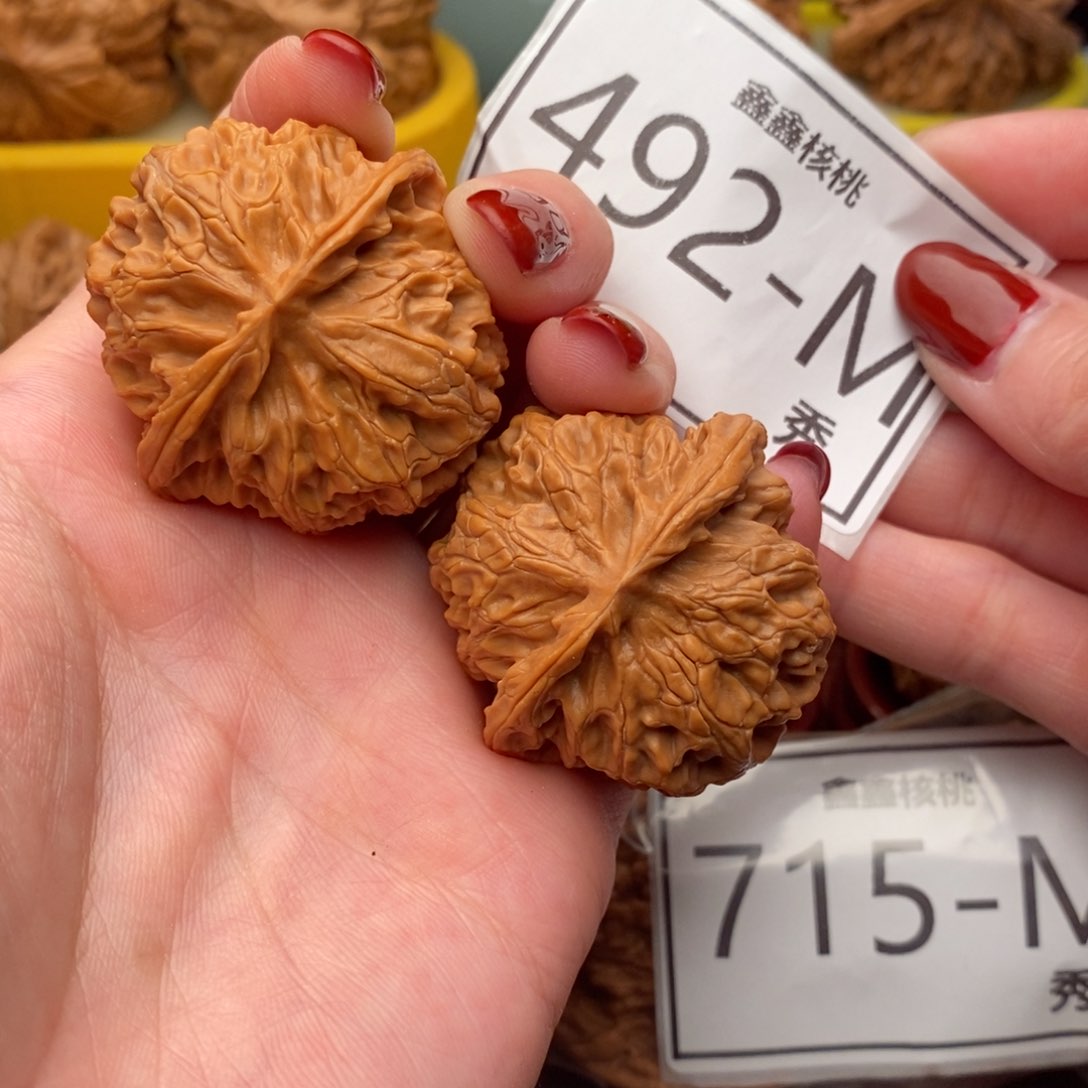 文玩核桃把件苹果园40