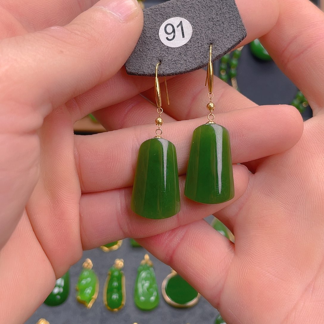 和田玉（碧玉）耳饰18K金镶嵌91